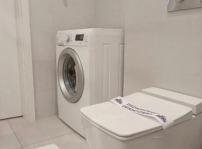 - Sloneczny Апартаменты Устроне-Морске