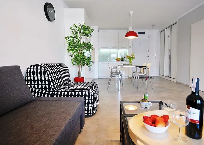 - Sloneczny * Устроне-Морске